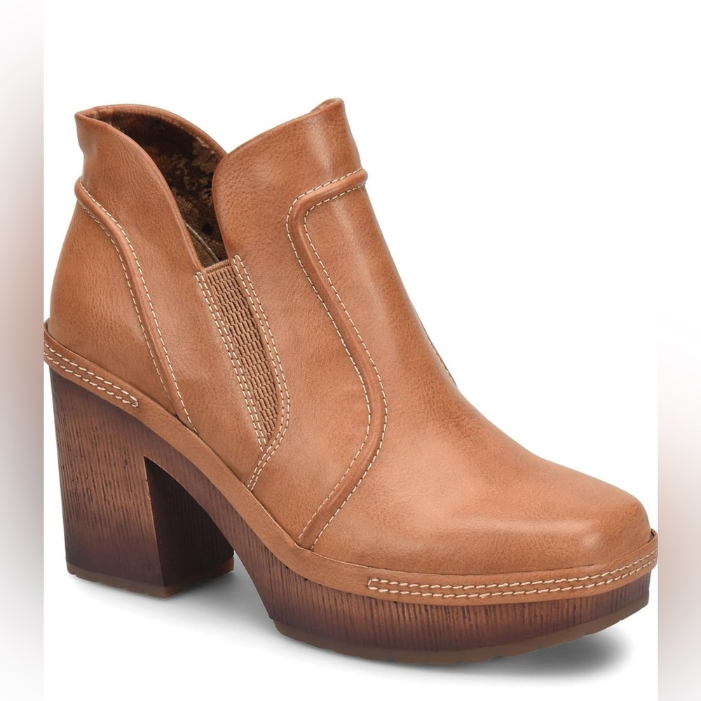Women’s Korks Robin Tan Booties Size 8 Medium **WORN ONLY 2-3 TIMES**